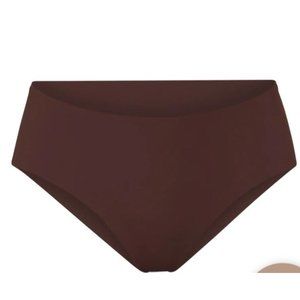 NWT Women's SKIMS Mid-Rise Bikini Brief Size: Small